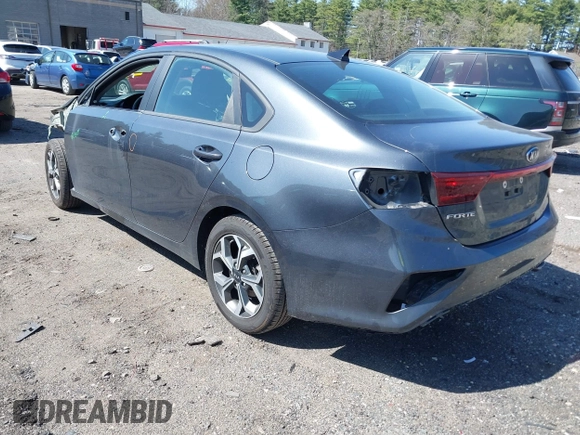 2021 Kia Forte LXS z VIN 3KPF24AD2ME334010, wystawiony jako IAAI lot #42067027 z przebiegiem 76 325 mil mil oraz . Historia ofert i sprzedaży dostępna na DreamBid. Obrazek 3.
