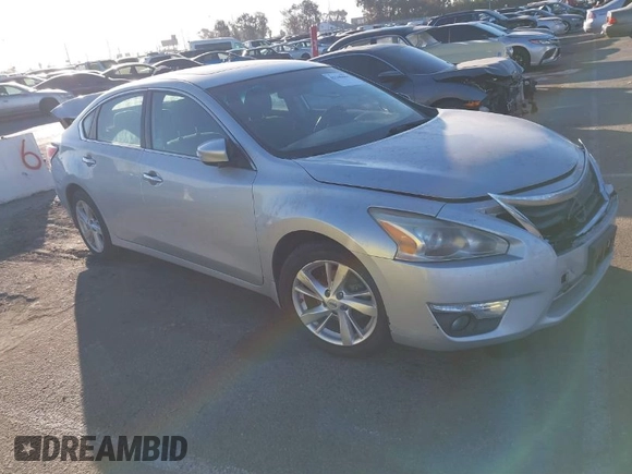 2015 Nissan Altima 2.5 SL with VIN 1N4AL3AP7FC201660, listed as a IAAI auction lot 41345061 with 132,395 mi miles. Bid and sale history available at carsss.com. Image 1.