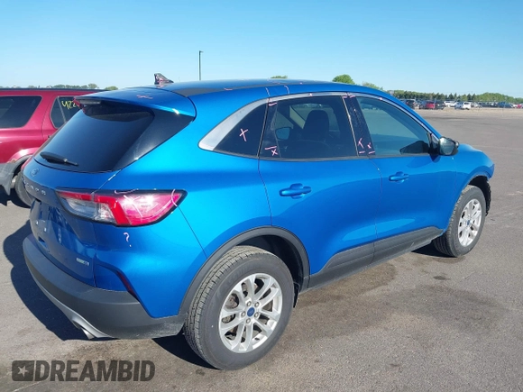 2020 Ford Escape SE with VIN 1FMCU9G61LUB49218, listed as a IAAI auction lot 42206313 with 47,408 mi miles and . Bid and sale history available at DreamBid. Image 4.