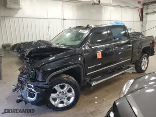 2019 GMC Sierra 2500HD Denali with VIN 1GT12SEY9KF197680, listed as a Copart auction lot 43389545 with 0 mi miles and Non Repairable. Bid and sale history available at carsss.com. Image 1.