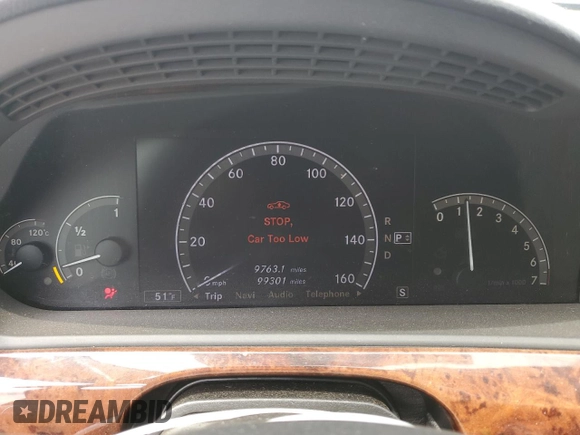 2008 Mercedes-Benz S 550 z VIN WDDNG86X38A214268, wystawiony jako Copart lot #56049625 z przebiegiem 99 301 mil mil oraz Szkoda całkowita • Salvage title. Historia ofert i sprzedaży dostępna na DreamBid. Obrazek 9.