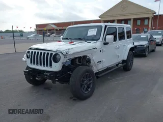 2022 Jeep Wrangler Unlimited Sahara with VIN 1C4HJXEN9NW190351, listed as a IAAI auction lot 42741722 with 40,794 mi miles and . Bid and sale history available at DreamBid. Image 18.