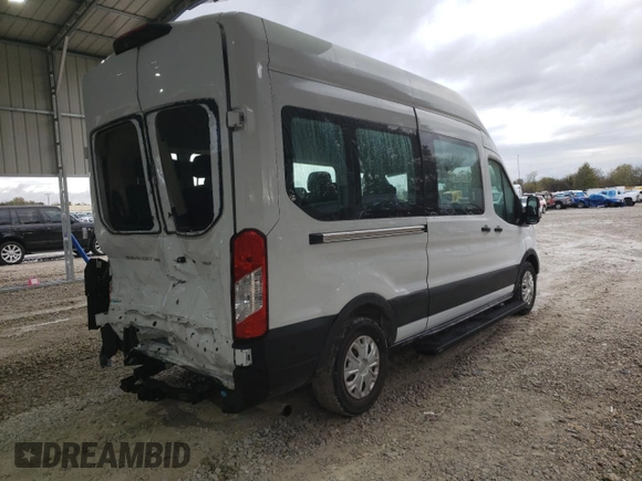 2021 Ford Transit Passenger XL with VIN 1FBAX2X80MKA32064, listed as a Copart auction lot 79286544 with 96,681 mi miles and Salvage Title. Bid and sale history available at DreamBid. Image 3.