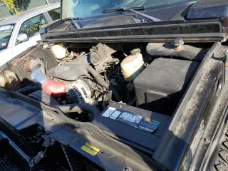 2004 Hummer H2 with VIN 5GRGN23U14H121880, listed as a Copart auction lot 75728834 with 123,989 mi miles and Clean Title. Bid and sale history available at carsss.com. Image 11.