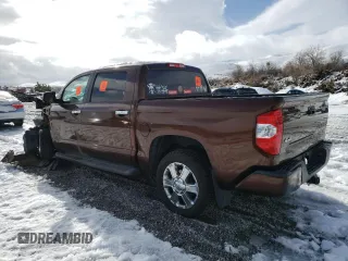 2015 Toyota Tundra Platinum z VIN 5TFAY5F17FX435589, wystawiony jako Copart lot #45215235 z przebiegiem Nie podano mil oraz Szkoda całkowita • Salvage title. Historia ofert i sprzedaży dostępna na DreamBid. Obrazek 2.