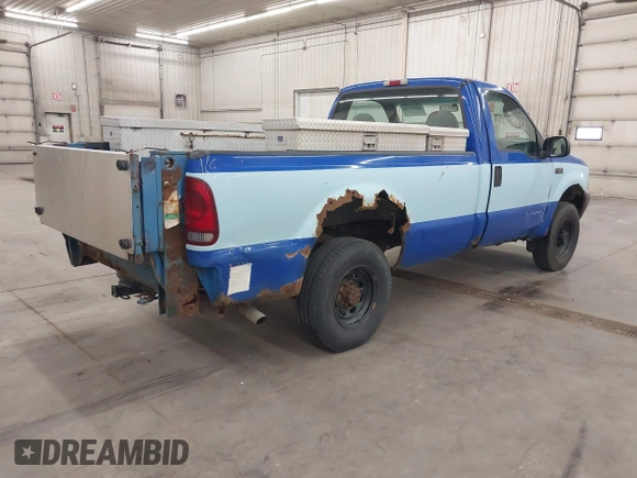 2004 Ford F-250 XL with VIN 1FTNF21L84EA70914, listed as a IAAI auction lot 42308242 with 177,580 mi miles and . Bid and sale history available at DreamBid. Image 4.