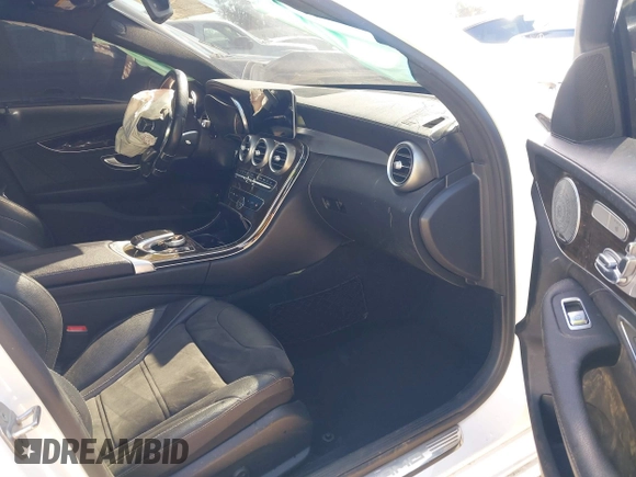 2020 Mercedes-Benz C 63 AMG with VIN 55SWF8GB5LU332454, listed as a IAAI auction lot 41702800 with 54,098 mi miles and . Bid and sale history available at DreamBid. Image 5.