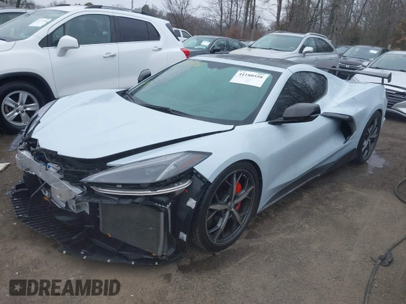 2021 Chevrolet Corvette 3LT with VIN 1G1YC2D40M5116061, listed as a IAAI auction lot 41180558 with 11,936 mi miles. Bid and sale history available at carsss.com. Image 2.