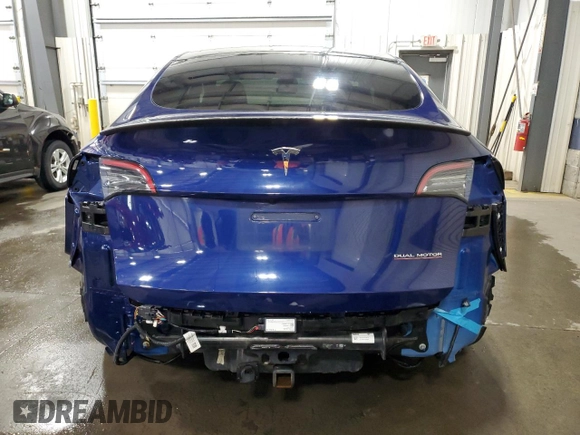 2020 Tesla Model Y Long Range with VIN 5YJYGDEF1LF035901, listed as a Copart auction lot 51004695 with 134,610 mi miles and Salvage Title. Bid and sale history available at DreamBid. Image 6.