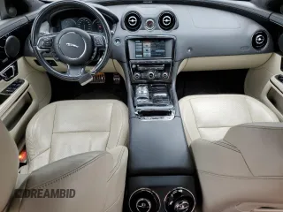 2015 Jaguar XJ Premium Luxury with VIN SAJXJ1CD3F8V88780, listed as a Copart auction lot 57488345 with 62,776 mi miles and Clean Title. Bid and sale history available at DreamBid. Image 8.