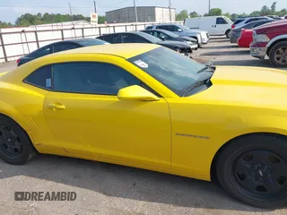 2012 Chevrolet Camaro 2LS с VIN 2G1FA1E34C9207767, выставлен на аукционе IAAI как лот 41900584 с пробегом 221 570 миль миль и . История ставок и продаж доступна на DreamBid. Изображение 13.