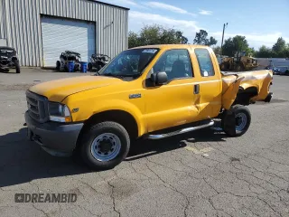 2002 Ford F-250 XL with VIN 1FTNX20L62EC53546, listed as a Copart auction lot 71931714 with 230,427 mi miles and Salvage title. Bid and sale history available at DreamBid. Image 1.