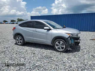 2021 Honda HR-V LX with VIN 3CZRU5H30MM710942, listed as a Copart auction lot 65116795 with 42,058 mi miles and Salvage title. Bid and sale history available at DreamBid. Image 4.
