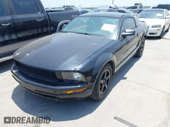 2008 Ford Mustang Deluxe с VIN 1ZVHT80N385174953, выставлен на аукционе IAAI как лот 42332310 с пробегом 110 567 миль миль и . История ставок и продаж доступна на DreamBid. Изображение 2.