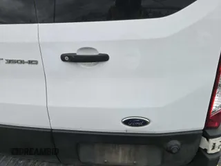 2020 Ford Transit Cargo with VIN 1FTBF4UG0LKB26146, listed as a IAAI auction lot 42679323 with 137,541 mi miles and . Bid and sale history available at DreamBid. Image 9.