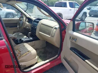 2011 Ford Escape Limited с VIN 1FMCU0EG1BKC27983, выставлен на аукционе IAAI как лот 42632949 с пробегом 247 975 миль миль и . История ставок и продаж доступна на DreamBid. Изображение 5.