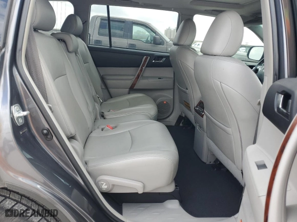 2012 Toyota Highlander Limited with VIN 5TDYK3EH2CS071876, listed as a Copart auction lot 51244645 with 137,127 mi miles and Salvage Title. Bid and sale history available at carsss.com. Image 11.