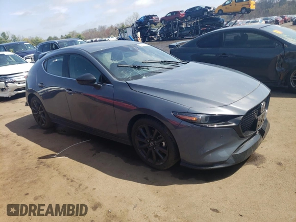 2021 Mazda 3 Premium Plus z VIN JM1BPBNY7M1311309, wystawiony jako Copart lot #54044315 z przebiegiem 59 642 mil mil oraz Szkoda całkowita • Salvage title. Historia ofert i sprzedaży dostępna na DreamBid. Obrazek 4.