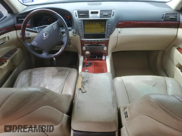 2011 Lexus LS 460 z VIN JTHBL5EF1B5104611, wystawiony jako Copart lot #49209505 z przebiegiem 155 503 mil mil oraz Szkoda całkowita • Salvage title. Historia ofert i sprzedaży dostępna na DreamBid. Obrazek 8.