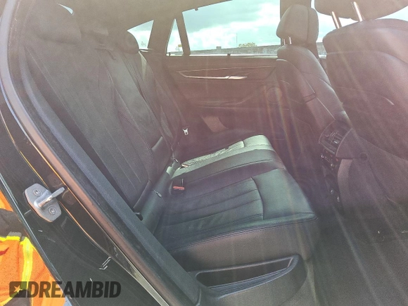 2016 BMW X6 xDrive50i z VIN 5UXKU6C57G0R34222, wystawiony jako Copart lot #57618755 z przebiegiem 133 501 mil mil oraz Czysty tytuł • Clean title. Historia ofert i sprzedaży dostępna na DreamBid. Obrazek 10.