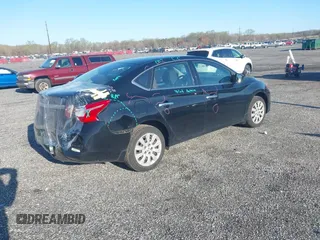 2018 Nissan Sentra SR z VIN 3N1AB7AP1JY317430, wystawiony jako IAAI lot #41946621 z przebiegiem 71 783 mil mil oraz . Historia ofert i sprzedaży dostępna na DreamBid. Obrazek 4.