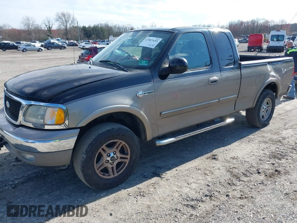 2003 Ford F-150 XL with VIN 1FTRX18L53NB01663, listed as a IAAI auction lot 41887655 with 177,914 mi miles. Bid and sale history available at carsss.com. Image 2.