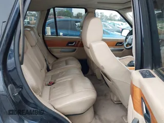 2008 Land Rover Range Rover Sport HSE with VIN SALSK25418A183224, listed as a IAAI auction lot 42138752 with 162,014 mi miles and . Bid and sale history available at DreamBid. Image 8.