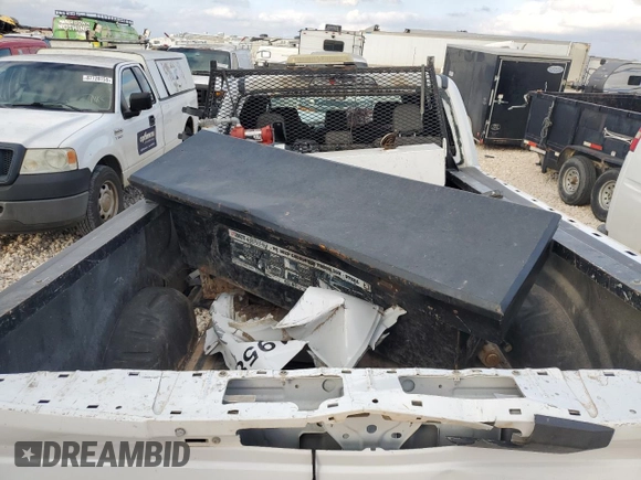 2019 Ford F-250 XL with VIN 1FT7W2B69KEC61997, listed as a Copart auction lot 44033075 with Not provided miles and Salvage title. Bid and sale history available at DreamBid. Image 10.