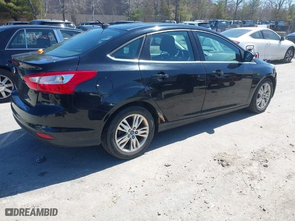 2012 Ford Focus SEL with VIN 1FAHP3H20CL269601, listed as a IAAI auction lot 42007095 with 146,634 mi miles. Bid and sale history available at carsss.com. Image 4.