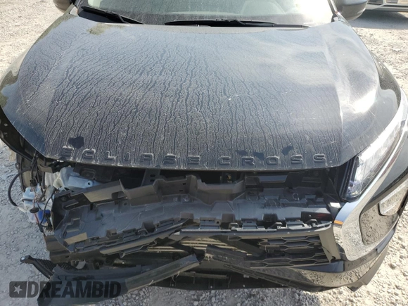 2024 Mitsubishi Eclipse Cross LE z VIN JA4ATVAA7RZ062742, wystawiony jako Copart lot #60561235 z przebiegiem 12 680 mil mil oraz Szkoda całkowita • Salvage title. Historia ofert i sprzedaży dostępna na DreamBid. Obrazek 12.