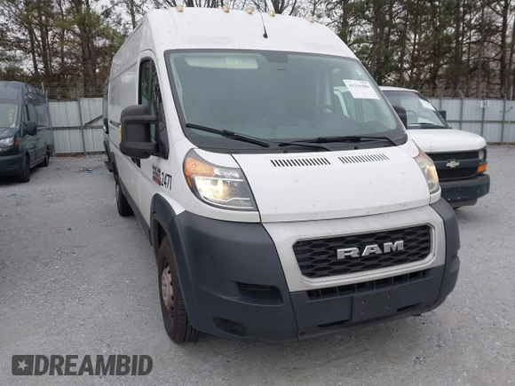 2020 Ram ProMaster Cargo with VIN 3C6TRVDG4LE101617, listed as a IAAI auction lot 41316488 with 413,443 mi miles and . Bid and sale history available at carsss.com. Image 1.