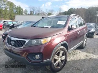 2013 Kia Sorento EX with VIN 5XYKU4A29DG325878, listed as a IAAI auction lot 41546222 with 346,852 mi miles and . Bid and sale history available at carsss.com. Image 2.