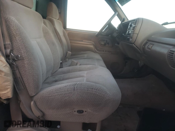 1996 Chevrolet Silverado 1500 with VIN 1GCEC14RXTZ201089, listed as a Copart auction lot 79321404 with 196,822 mi miles and Salvage Title. Bid and sale history available at DreamBid. Image 10.