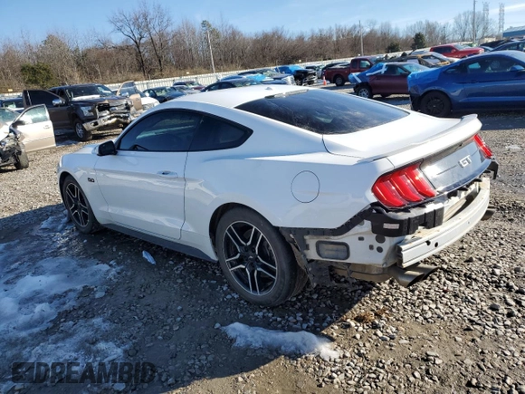 2019 Ford Mustang GT z VIN 1FA6P8CF2K5105624, wystawiony jako Copart lot #41497195 z przebiegiem 84 984 mil mil oraz Szkody całkowita. Historia ofert i sprzedaży dostępna na DreamBid. Obrazek 2.