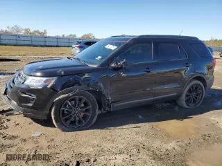 2019 Ford Explorer XLT with VIN 1FM5K7D87KGA07493, listed as a Copart auction lot 84317014 with 93,304 mi miles and Salvage Title. Bid and sale history available at carsss.com. Image 1.