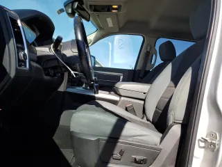 2015 Ram 1500 Outdoorsman с VIN 1C6RR7LT6FS778352, выставлен на аукционе Copart как лот 50495305 с пробегом 264 222 миль миль и Чистый • Clean title. История ставок и продаж доступна на DreamBid. Изображение 7.