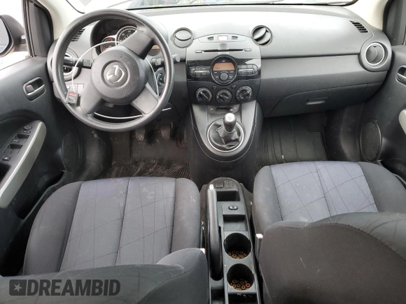 2011 Mazda 2 Touring z VIN JM1DE1HY2B0114734, wystawiony jako Copart lot #86430934 z przebiegiem 123 265 mil mil oraz Czysty tytuł • Clean title. Historia ofert i sprzedaży dostępna na DreamBid. Obrazek 8.
