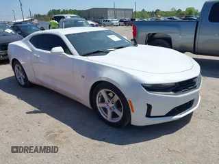 2020 Chevrolet Camaro 1LT z VIN 1G1FB1RS3L0149613, wystawiony jako IAAI lot #41872747 z przebiegiem 74 361 mil mil oraz . Historia ofert i sprzedaży dostępna na DreamBid. Obrazek 1.