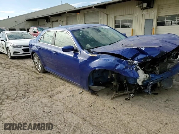 2019 Chrysler 300 Touring with VIN 2C3CCARG2KH556565, listed as a Copart auction lot 50084815 with 146,865 mi miles and Salvage Title. Bid and sale history available at carsss.com. Image 11.