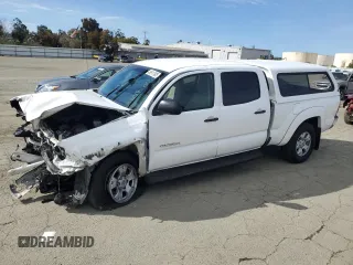 2013 Toyota Tacoma PreRunner with VIN 3TMKU4HN8DM035540, listed as a Copart auction lot 49917905 with 324,070 mi miles and Salvage title. Bid and sale history available at DreamBid. Image 1.