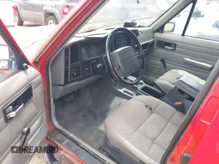 1996 Jeep Cherokee SE с VIN 1J4FT28S1TL183781, выставлен на аукционе IAAI как лот 42492850 с пробегом 168 207 миль миль и . История ставок и продаж доступна на DreamBid. Изображение 12.