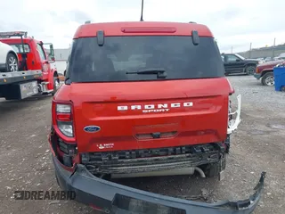 2024 Ford Bronco Sport Big Bend z VIN 3FMCR9B66RRE05409, wystawiony jako IAAI lot #41960846 z przebiegiem 20 159 mil mil oraz . Historia ofert i sprzedaży dostępna na DreamBid. Obrazek 16.