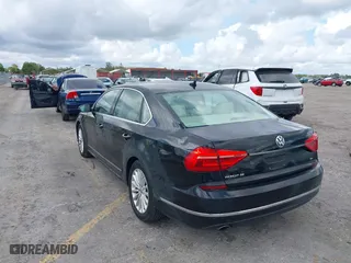2016 Volkswagen Passat 1.8T SE w/Technology with VIN 1VWBS7A35GC047180, listed as a IAAI auction lot 41650618 with 42,491 mi miles. Bid and sale history available at carsss.com. Image 3.