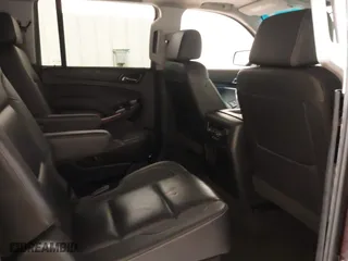 2017 Chevrolet Suburban Premier with VIN 1GNSKJKC4HR302244, listed as a IAAI auction lot 40850765 with 180,694 mi miles. Bid and sale history available at carsss.com. Image 8.