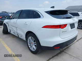 2020 Jaguar F-Pace 25t Prestige z VIN SADCK2FXXLA622776, wystawiony jako IAAI lot #42149737 z przebiegiem 42 269 mil mil oraz . Historia ofert i sprzedaży dostępna na DreamBid. Obrazek 3.