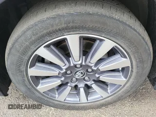 2020 Toyota Sienna XLE z VIN 5TDDZ3DC9LS240453, wystawiony jako IAAI lot #42566212 z przebiegiem 94 405 mil mil oraz . Historia ofert i sprzedaży dostępna na DreamBid. Obrazek 14.