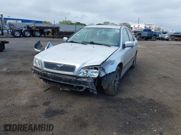 2000 Volvo S40 с VIN YV1VS2555YF537112, выставлен на аукционе IAAI как лот 41421614 с пробегом 79 308 миль миль и . История ставок и продаж доступна на DreamBid. Изображение 6.