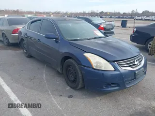 2012 Nissan Altima 2.5 S with VIN 1N4AL2AP0CC184609, listed as a IAAI auction lot 41456621 with 313,033 mi miles. Bid and sale history available at carsss.com. Image 1.