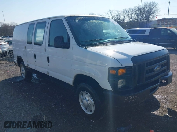 2008 Ford Econoline Cargo Commercial z VIN 1FTNE14W58DA40493, wystawiony jako IAAI lot #41682241 z przebiegiem 272 211 mil mil oraz . Historia ofert i sprzedaży dostępna na DreamBid. Obrazek 1.