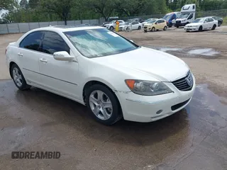 2006 Acura RL z VIN JH4KB16536C002701, wystawiony jako IAAI lot #42160030 z przebiegiem Nie podano mil oraz . Historia ofert i sprzedaży dostępna na DreamBid. Obrazek 1.